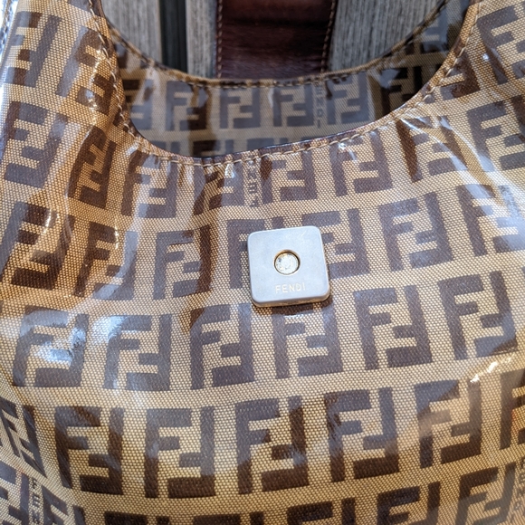 Fendi: Vinyl PVC Monogram FF Plate Baguette - Picture 10 of 17